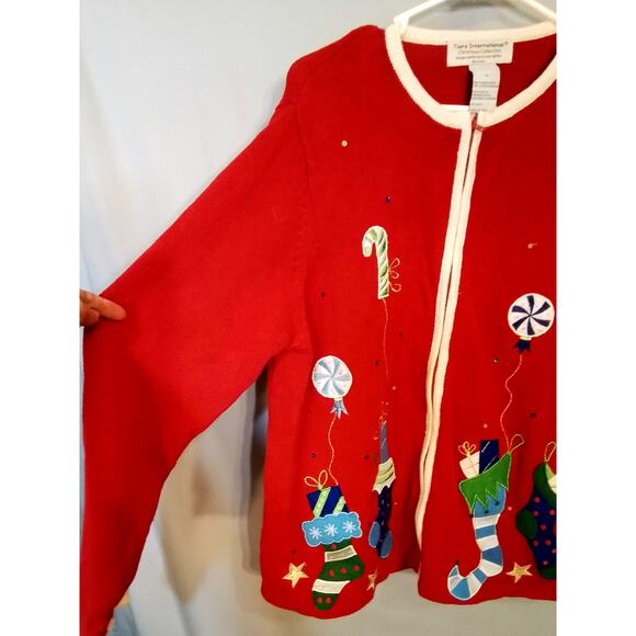Tiara International;  Red Christmas vintage sweater - Picture 4 of 8